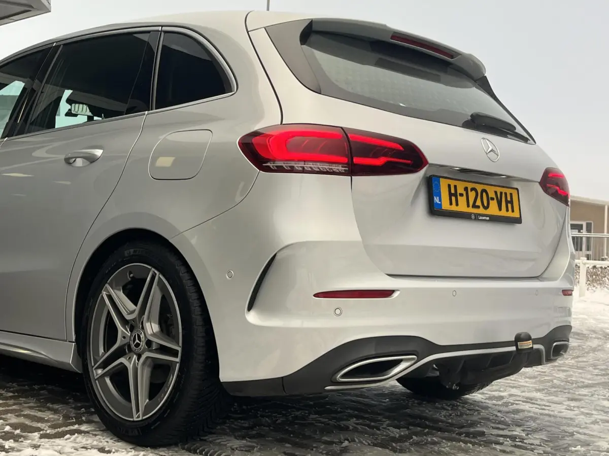 180 AMG CARPLAY+SFEER+LED+NL AUTO+CAMERA