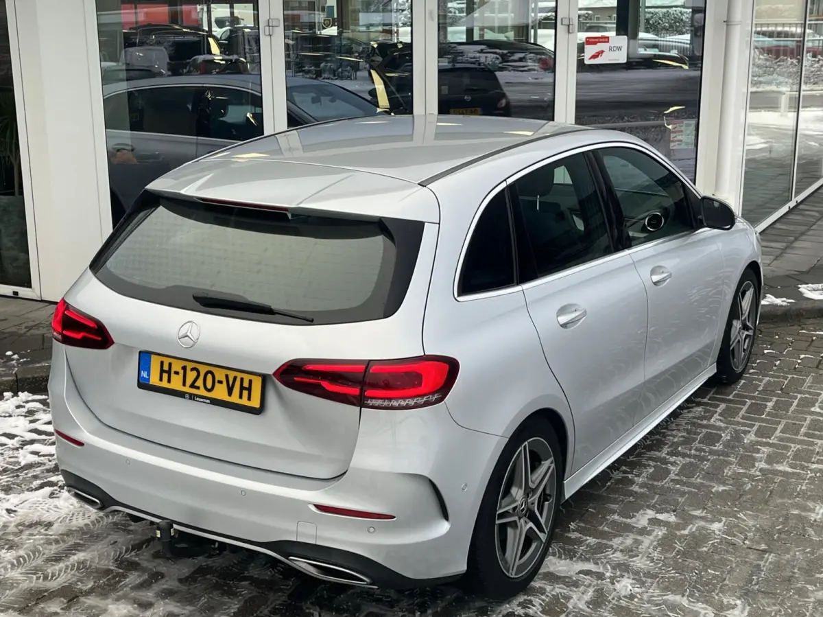 180 AMG CARPLAY+SFEER+LED+NL AUTO+CAMERA