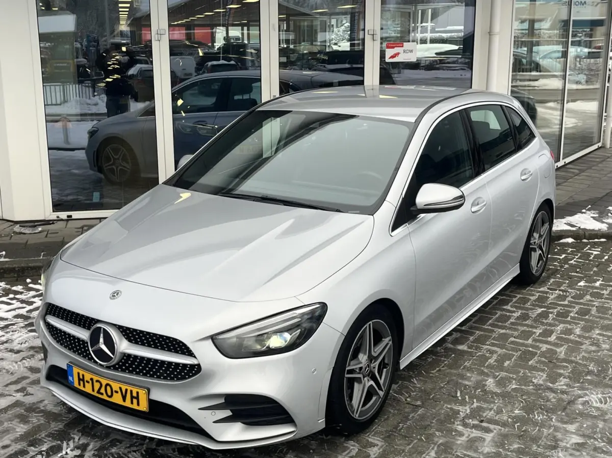 180 AMG CARPLAY+SFEER+LED+NL AUTO+CAMERA