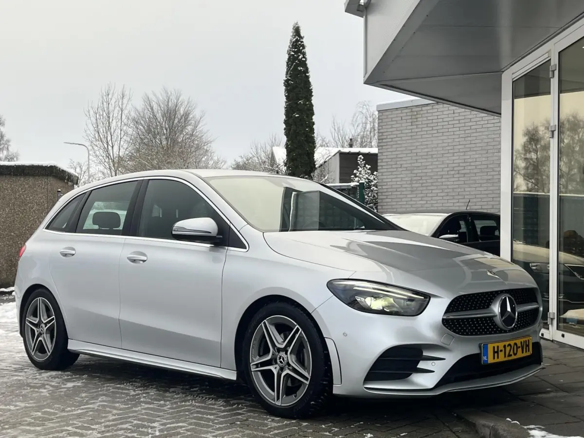 180 AMG CARPLAY+SFEER+LED+NL AUTO+CAMERA