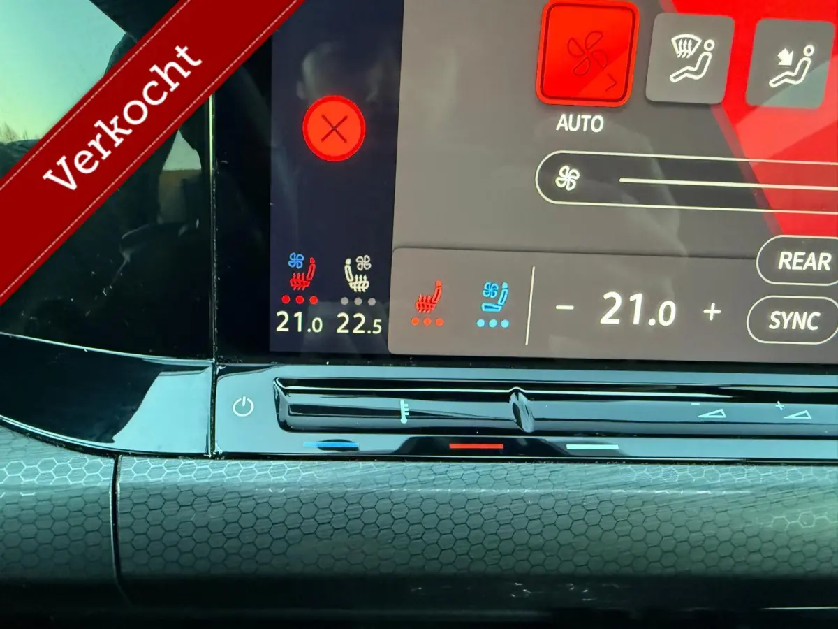 2.0 TSI GTI/ Full options!/ Hud/Leder/Pano/Standkachel
