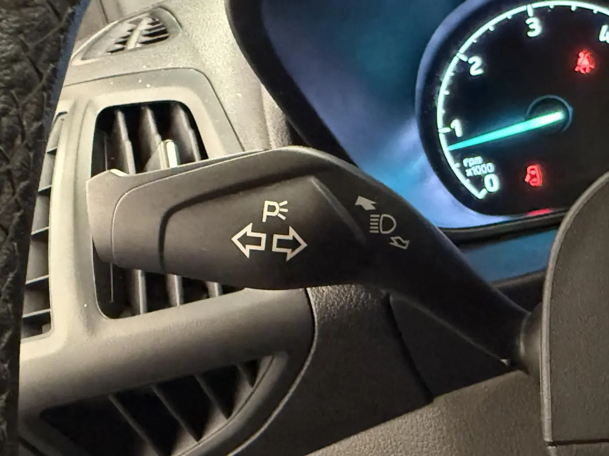 1.5 EcoBlue L2 Trend Airco Navigatie Parkeersensoren Camera Cruise Control