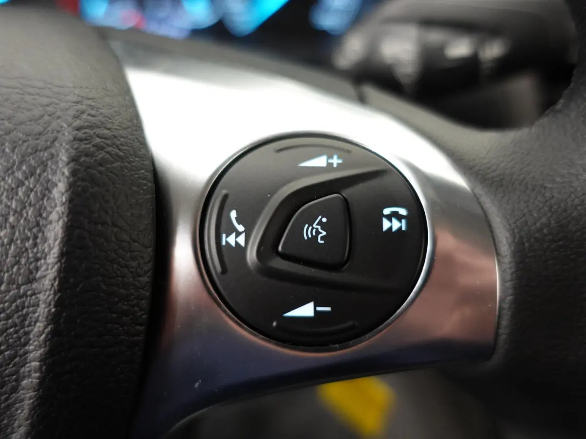 1.5 EcoBlue L2 Trend Airco Navigatie Parkeersensoren Camera Cruise Control