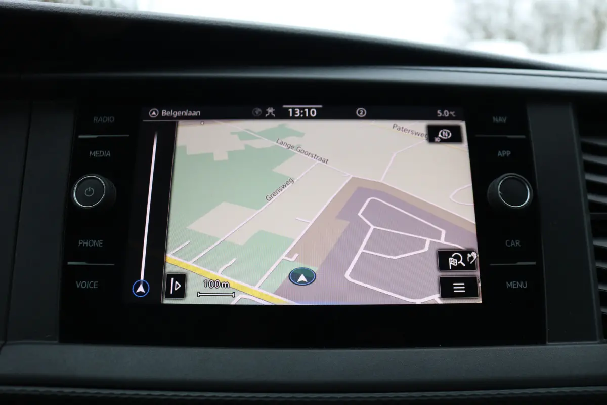2.0 TDI L2 H1 DC 150pk Airco Navigatie Imperiaal