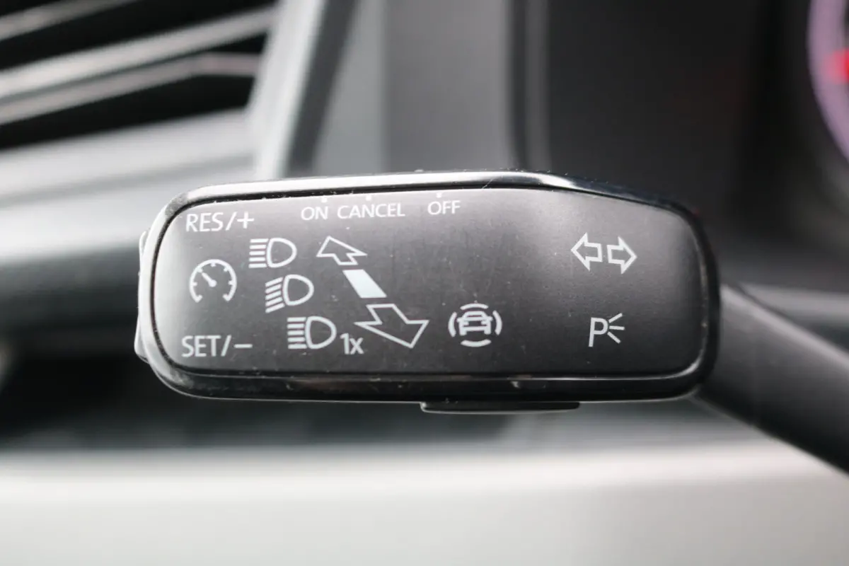 2.0 TDI L2 H1 DC 150pk Airco Navigatie Imperiaal