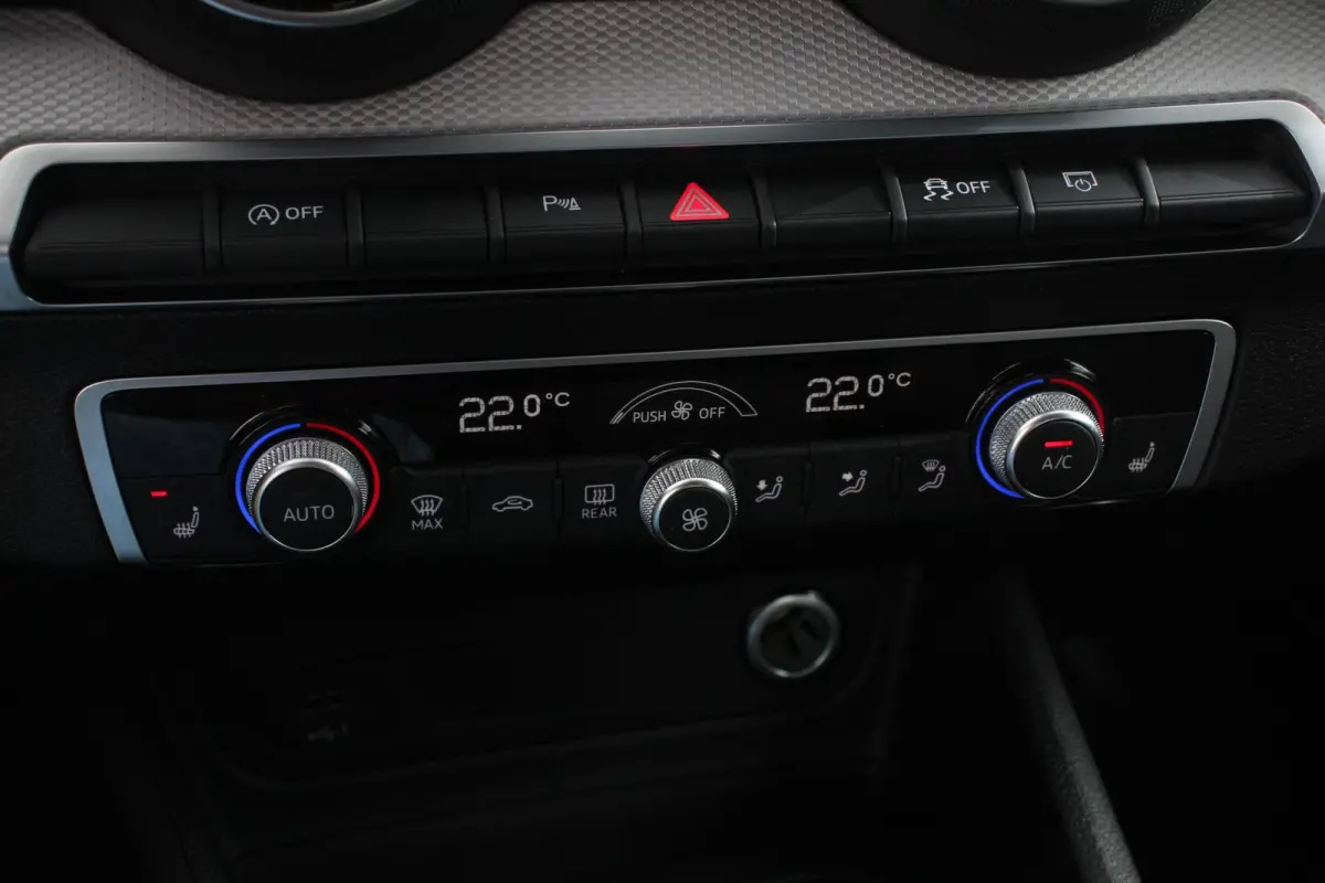 35 TFSI 150PK S-tronic Prestige Navigatie Apple Carplay/Android Auto  Adaptive Cruise Control Parkeersensoren Camera Stoelverwarming