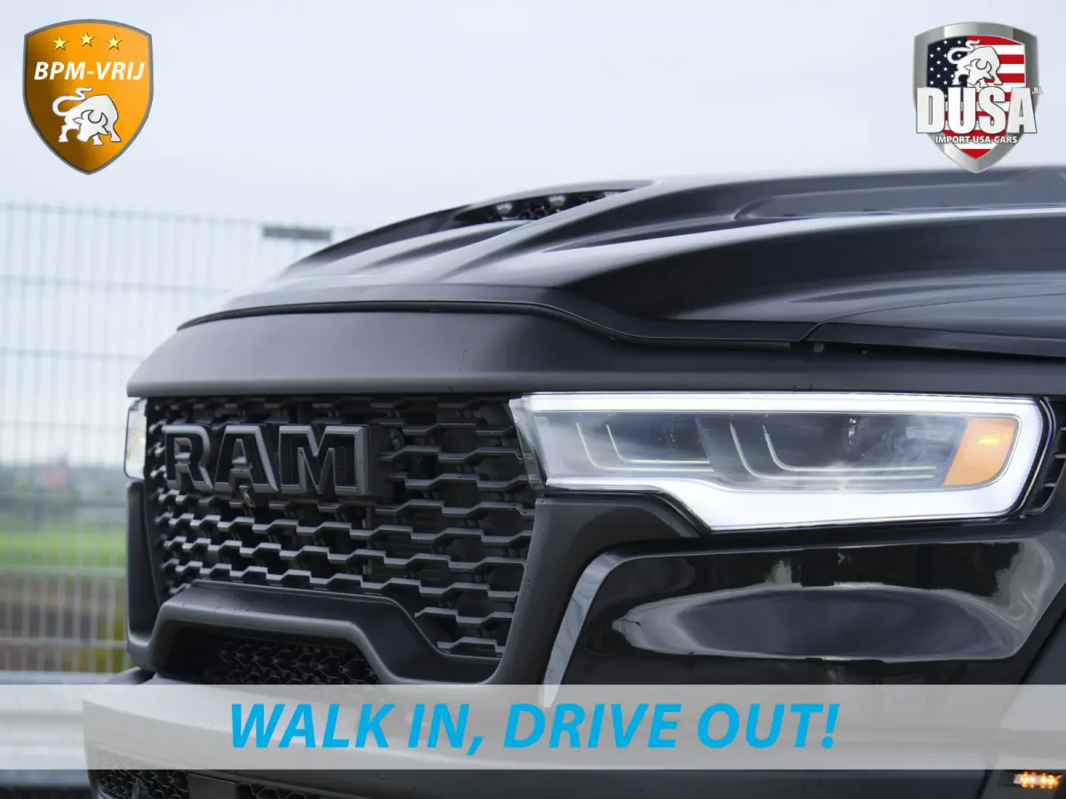 | RHO | 3.0L Twin-Turbo I6 | 4x4 | Crew Cab | Black Edition Panoramadak | 14,4-inch Touchscreen | Passenger Display | Getoonde accessoires zijn verkrijgbaar tegen meerprijs
