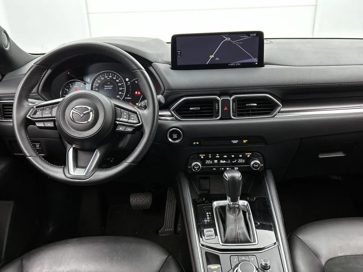2.0 SkyActiv-G 165 Homura Limited | HEAD-UP | NAVIGATIE | CAMERA | STOEL-STUURWIELVERWARMING | DRAADLOZE TELEFOONLADER