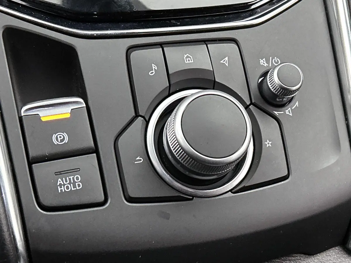 2.0 SkyActiv-G 165 Homura Limited | HEAD-UP | NAVIGATIE | CAMERA | STOEL-STUURWIELVERWARMING | DRAADLOZE TELEFOONLADER