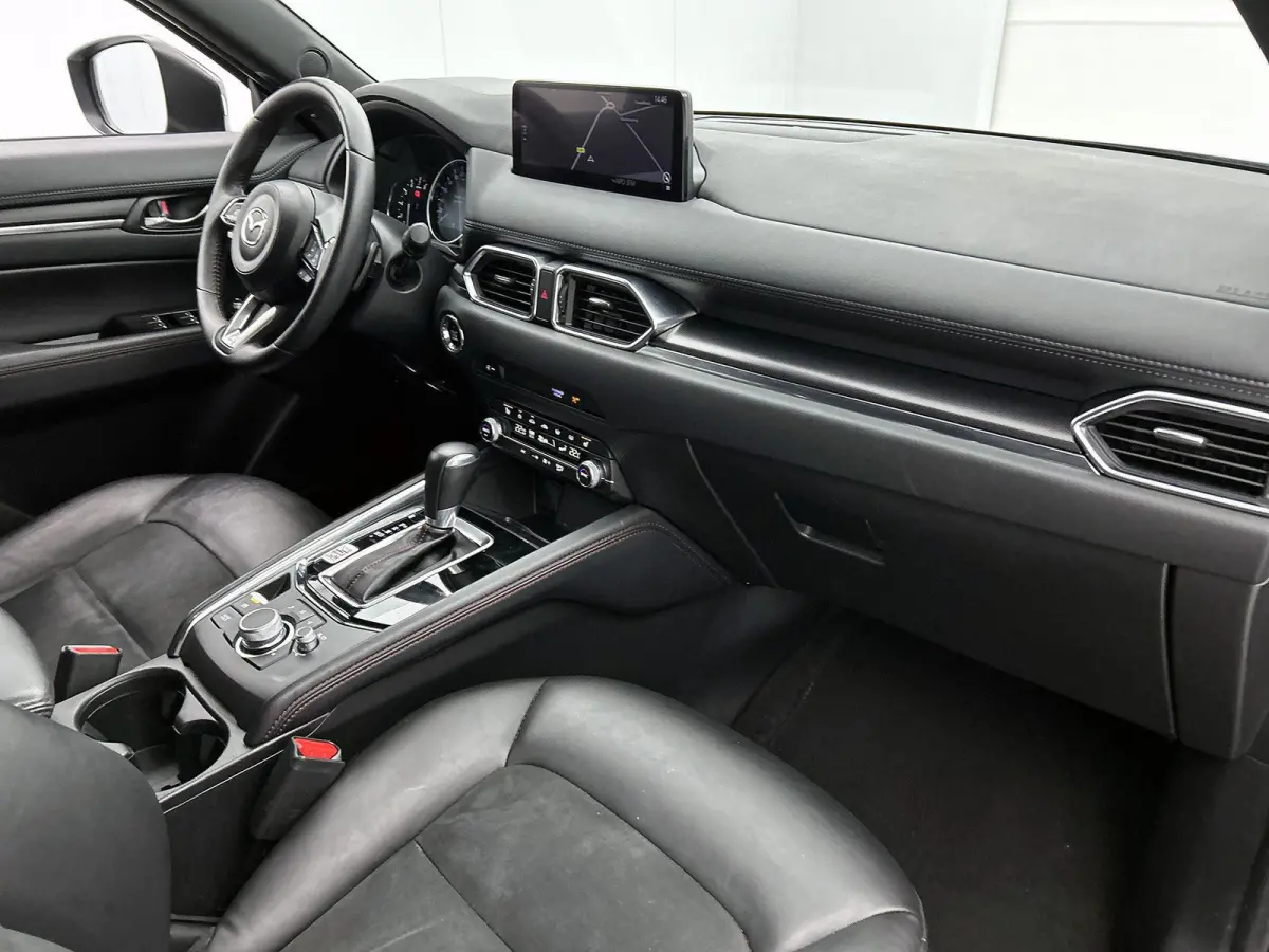 2.0 SkyActiv-G 165 Homura Limited | HEAD-UP | NAVIGATIE | CAMERA | STOEL-STUURWIELVERWARMING | DRAADLOZE TELEFOONLADER