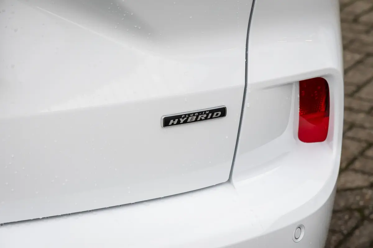 2.5 PHEV ST-Line X | Adaptive Cruise | Stoelen Elek. | Elek. panormadak | Cruise control adaptief | Adaptieve Matrix LED koplampen met Coast to Coast signature LED verlichting | Apple Carpla