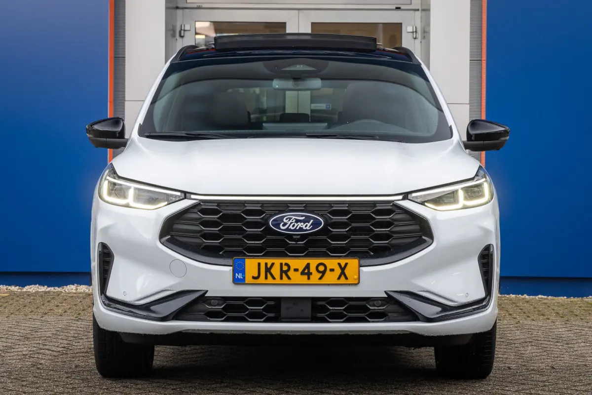 2.5 PHEV ST-Line X | Adaptive Cruise | Stoelen Elek. | Elek. panormadak | Cruise control adaptief | Adaptieve Matrix LED koplampen met Coast to Coast signature LED verlichting | Apple Carpla