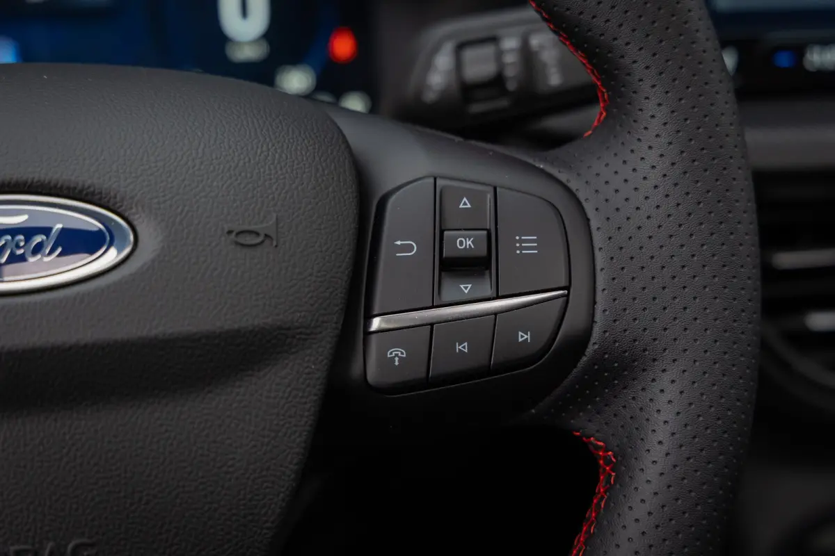 2.5 PHEV ST-Line X | Adaptive Cruise | Stoelen Elek. | Elek. panormadak | Cruise control adaptief | Adaptieve Matrix LED koplampen met Coast to Coast signature LED verlichting | Apple Carpla