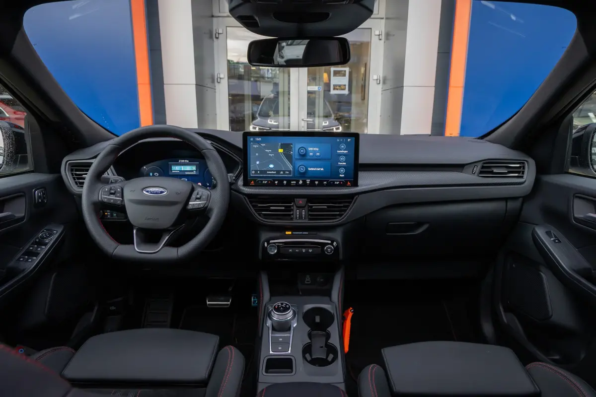 2.5 PHEV ST-Line X | Adaptive Cruise | Stoelen Elek. | Elek. panormadak | Cruise control adaptief | Adaptieve Matrix LED koplampen met Coast to Coast signature LED verlichting | Apple Carpla