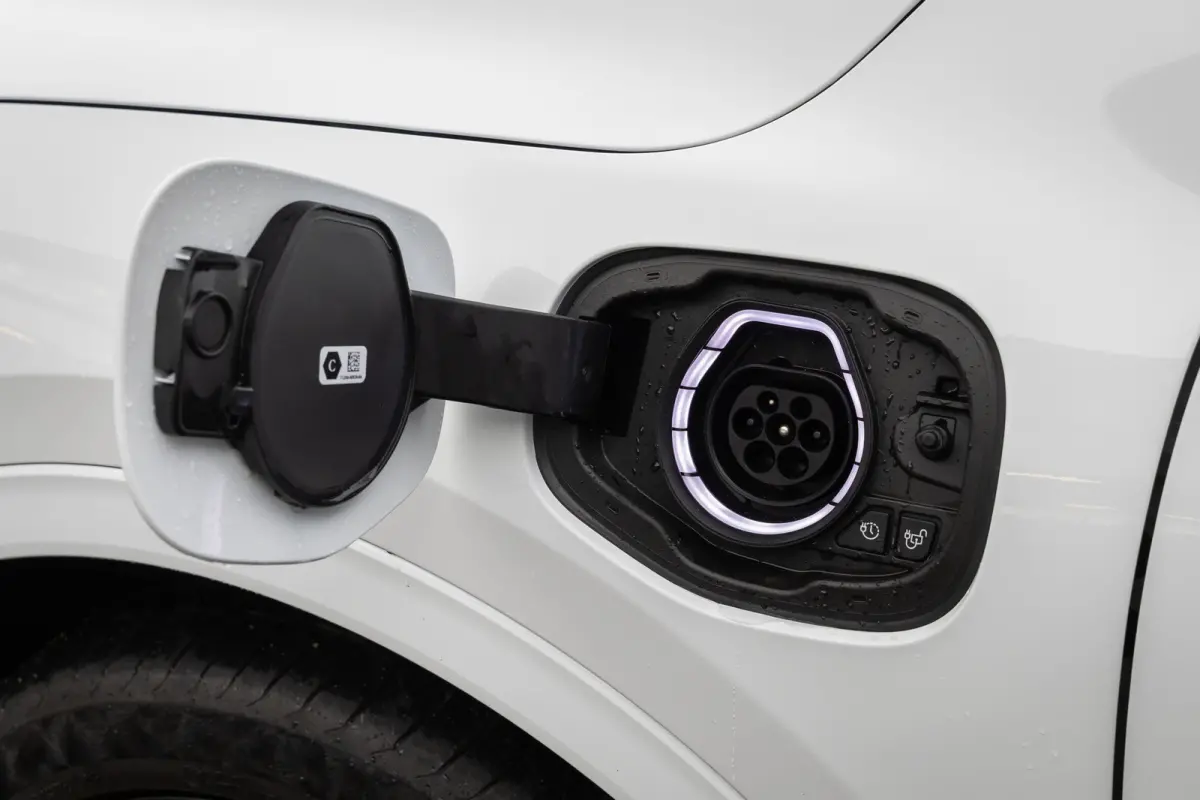 2.5 PHEV ST-Line X | Adaptive Cruise | Stoelen Elek. | Elek. panormadak | Cruise control adaptief | Adaptieve Matrix LED koplampen met Coast to Coast signature LED verlichting | Apple Carpla