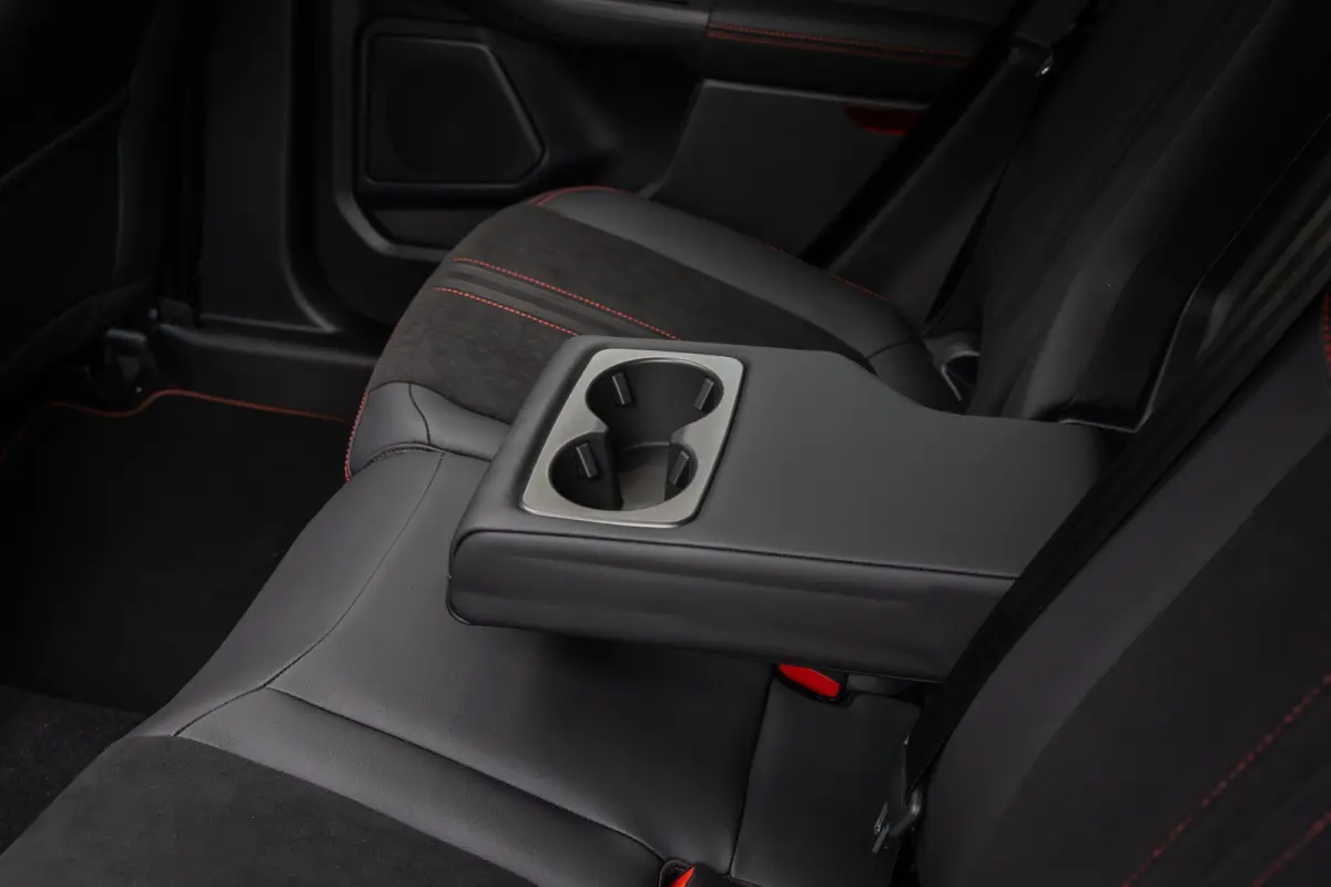 2.5 PHEV ST-Line X | Adaptive Cruise | Stoelen Elek. | Elek. panormadak | Cruise control adaptief | Adaptieve Matrix LED koplampen met Coast to Coast signature LED verlichting | Apple Carpla