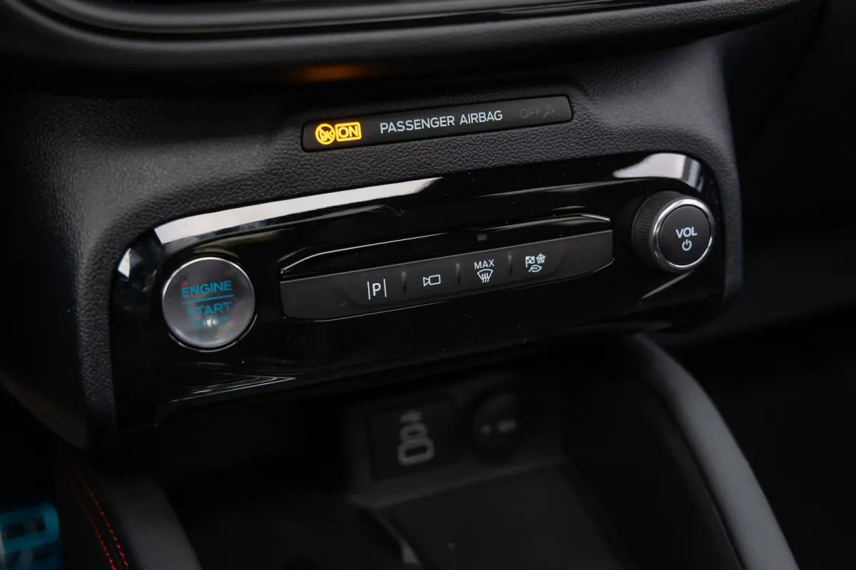 2.5 PHEV ST-Line X | Adaptive Cruise | Stoelen Elek. | Elek. panormadak | Cruise control adaptief | Adaptieve Matrix LED koplampen met Coast to Coast signature LED verlichting | Apple Carpla