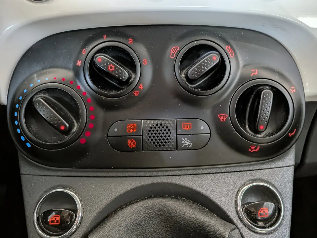 0.9 TwinAir Turbo Popstar Airco, Stuurbekrachtiging