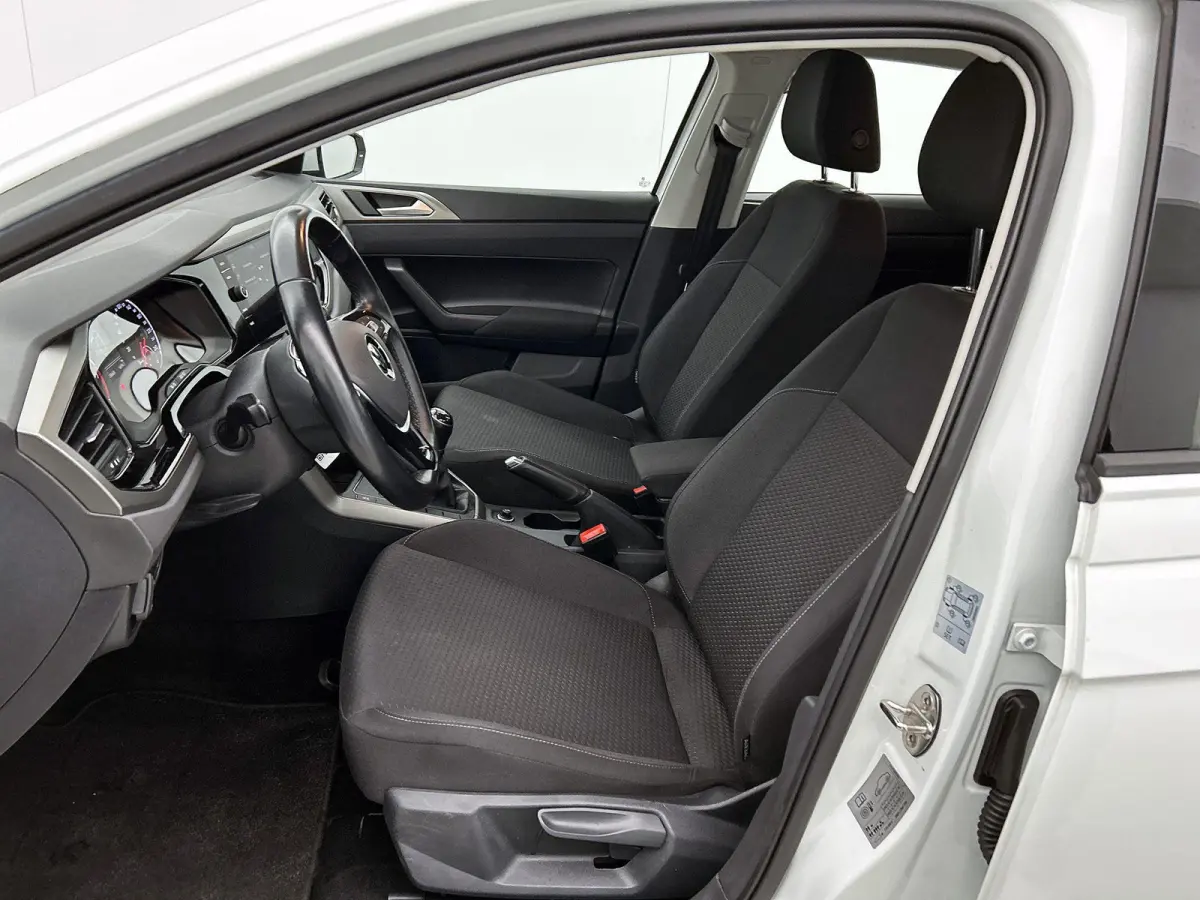 1.0 TSI Comfortline | 95 PK | Airco | Navigatie | Apple Carplay / Android Auto |  Buitenspiegels Elektrisch Verstel / Verwarmbaar | Cruise Control Adaptief | LED Dagrijverlichting | Start/St