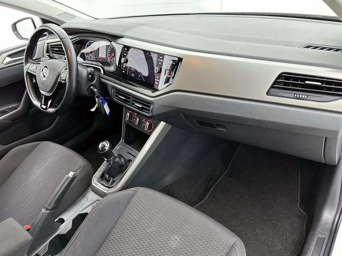 1.0 TSI Comfortline | 95 PK | Airco | Navigatie | Apple Carplay / Android Auto |  Buitenspiegels Elektrisch Verstel / Verwarmbaar | Cruise Control Adaptief | LED Dagrijverlichting | Start/St