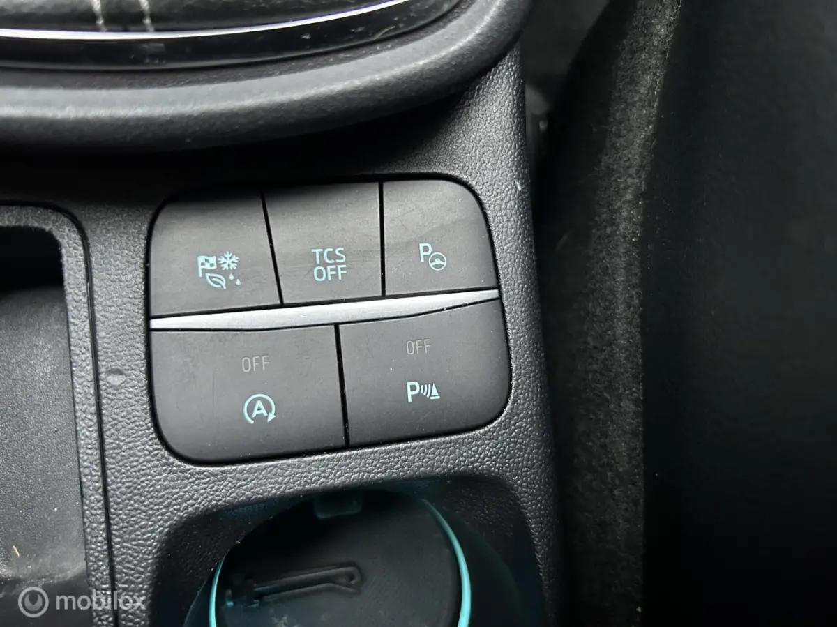 1.0 EcoBoost ST-Line * NAVI * TREKHAAK *