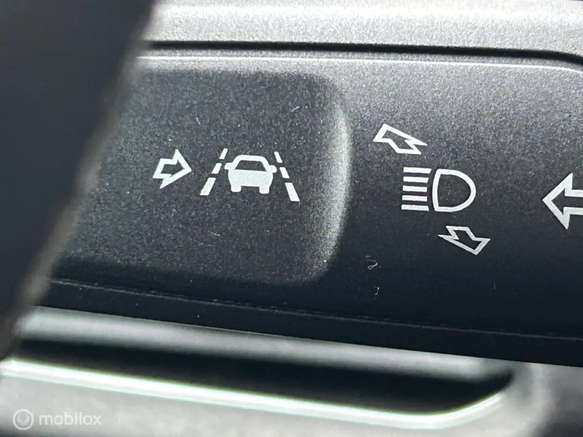 1.0 EcoBoost ST-Line * NAVI * TREKHAAK *