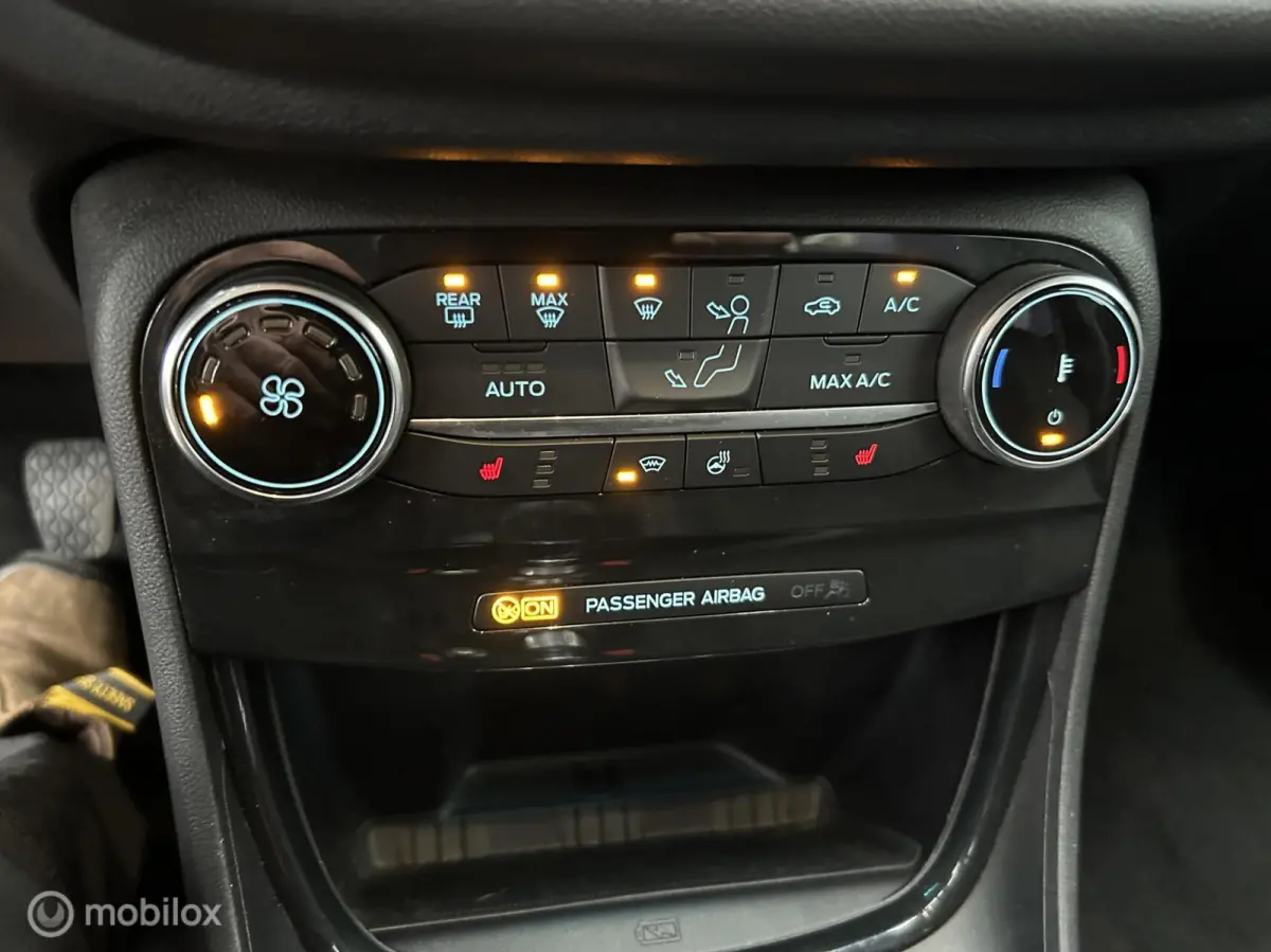 1.0 EcoBoost ST-Line * NAVI * TREKHAAK *