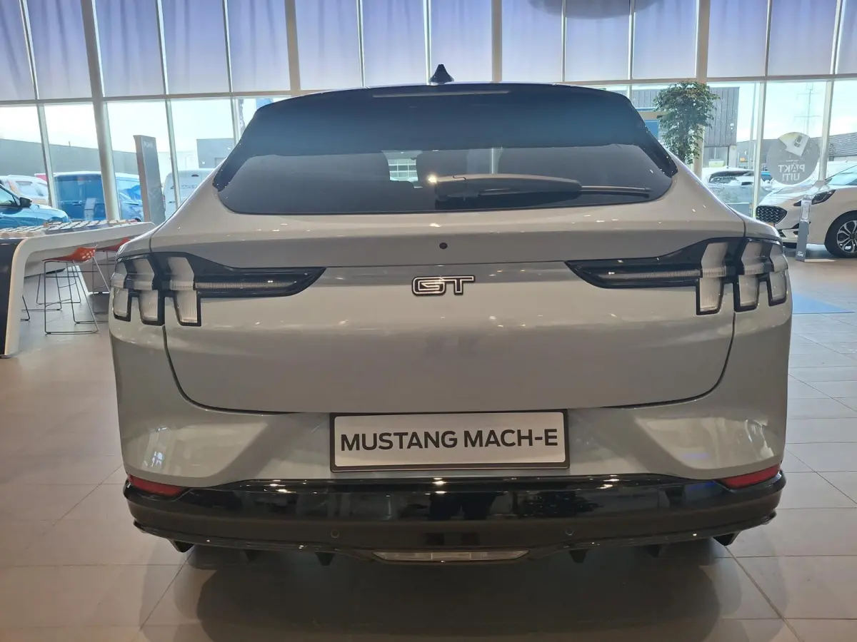GT Extended AWD 91 kWh | NIEUW TE BESTELLEN | FORD PERFORMANCE SPORTSTOELEN | MAGNERIDE ADAPTIEVE SCHOKDEMPERS | GT-BADGING | 20-INCH LM VELGEN BRUSHED METAL | PANORAMADAK |