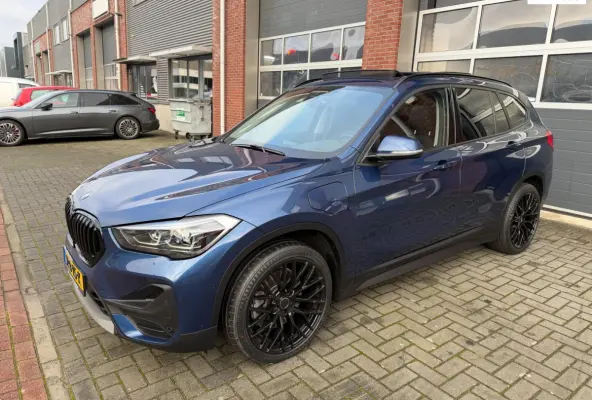 XDrive25e High Executive LED Pano Navi Camera ACC PDC