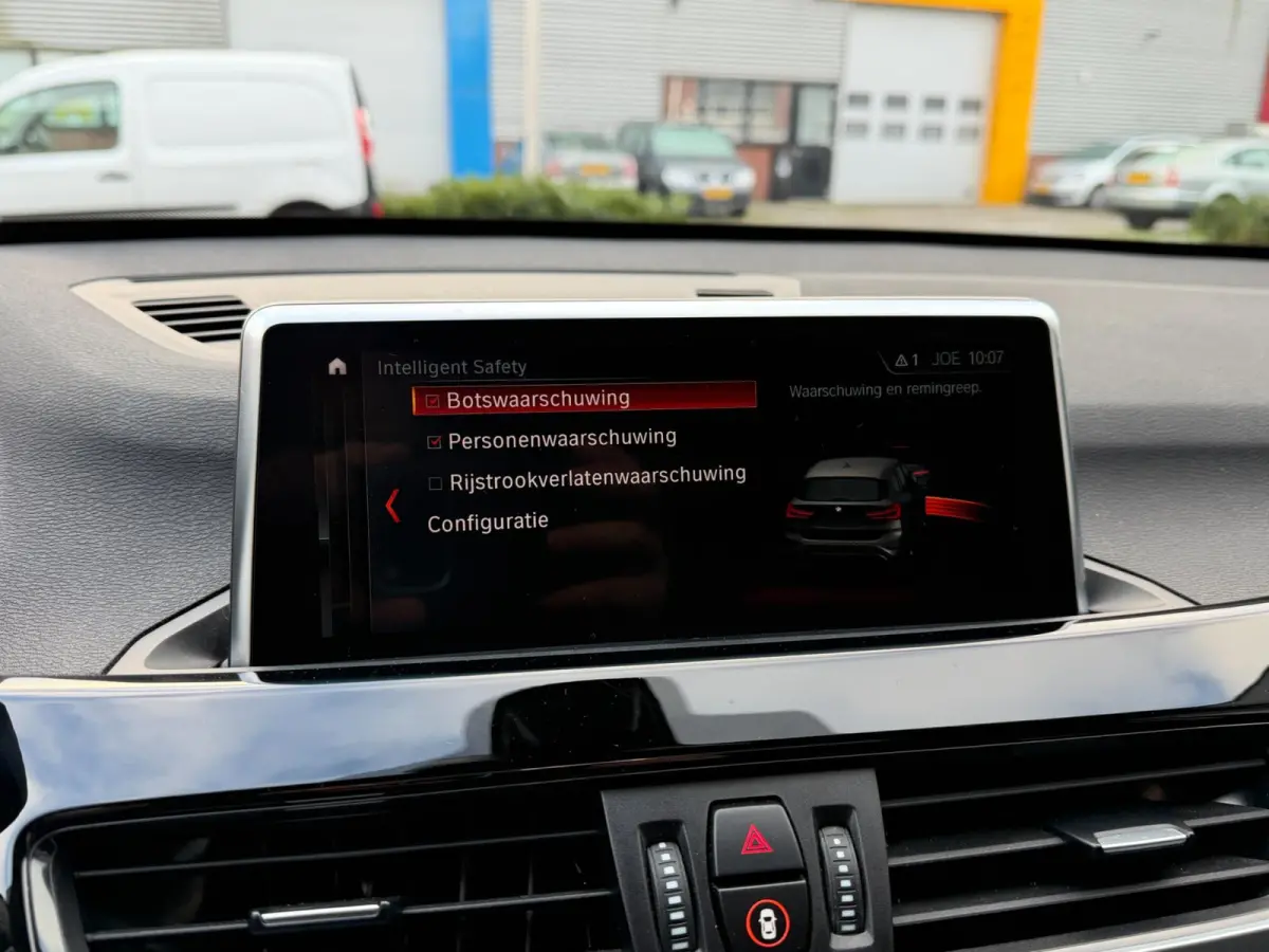 XDrive25e High Executive LED Pano Navi Camera ACC PDC