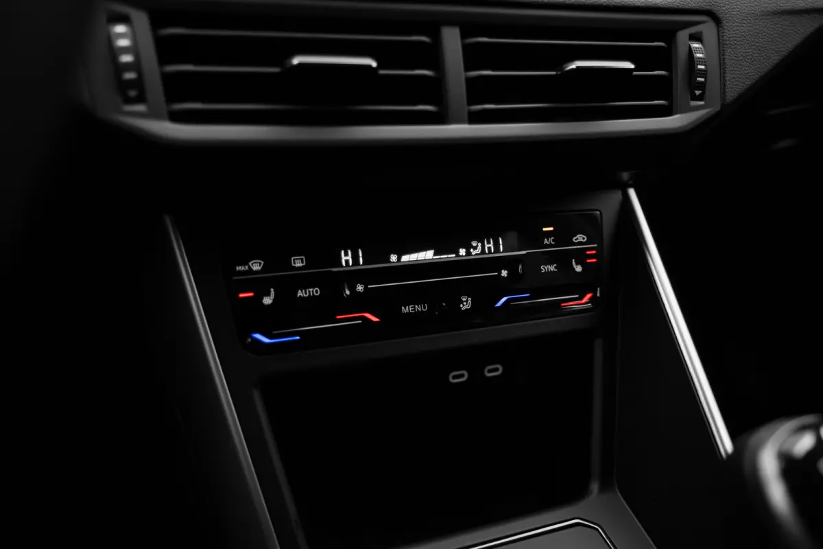Life Edition l Camera l PDC l Adaptive Cr Control l Lm-Velgen l Climate Control l Metallic lak l Trekhaak l