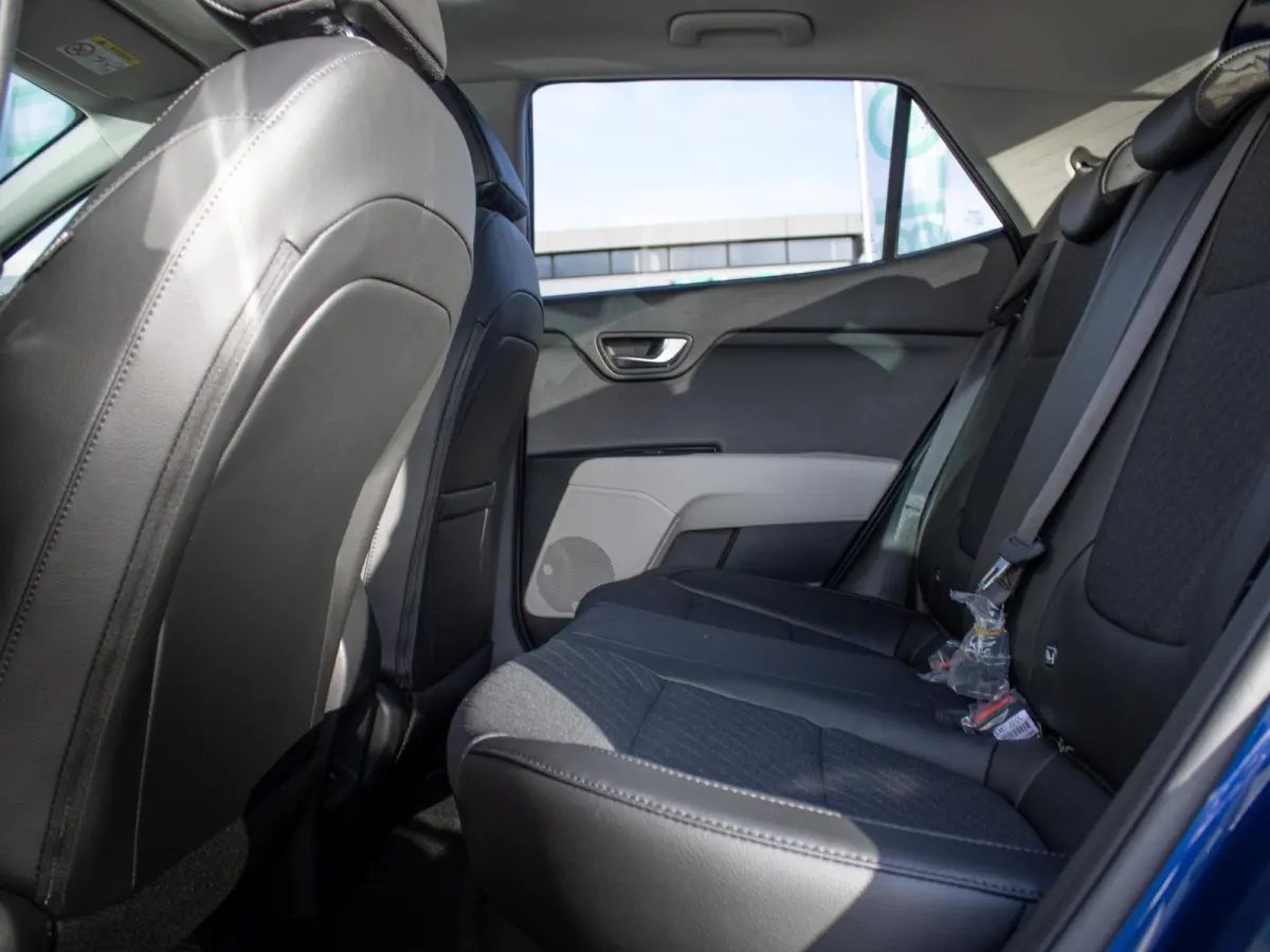 1.0 T-GDi MHEV GT-Line | Actieprijs* | Uit Voorraad | Automaat DCT | Schuif/kantel | Navi. | Camera | Carplay | Clima. | Cruise.