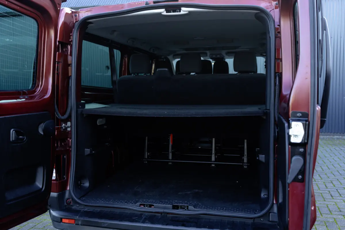 **Renault Trafic Blue dCi 150PK | L2H1 | 9-Zits | IN BTW/BPM | LED | Camera | Navi | Zijschuifdeur R+L | Cruise | Airco | PDC | Euro 6**