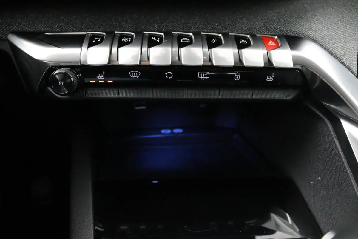 1.2 ALLURE*CARPLAY*130PK*ECC*NAVI*CAMERA*RIEM.VV*