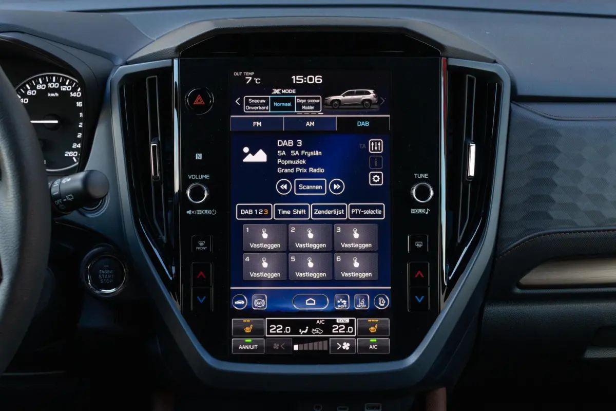 2.0i CVT e-BOXER Premium | Eyesight | Navigatie | Harman Kardon | 1e Eigenaar |