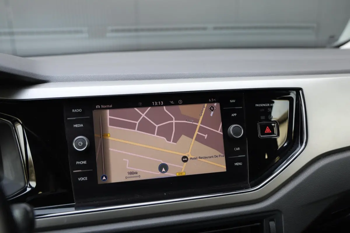 1.0 TSI 95pk Comfortline Business Navi Clima ACC 17 inch R-Line Parkeersensoren NL-Auto!