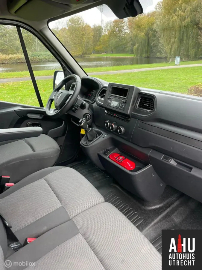 bestel T33 2.3 dCi 135 L2H2