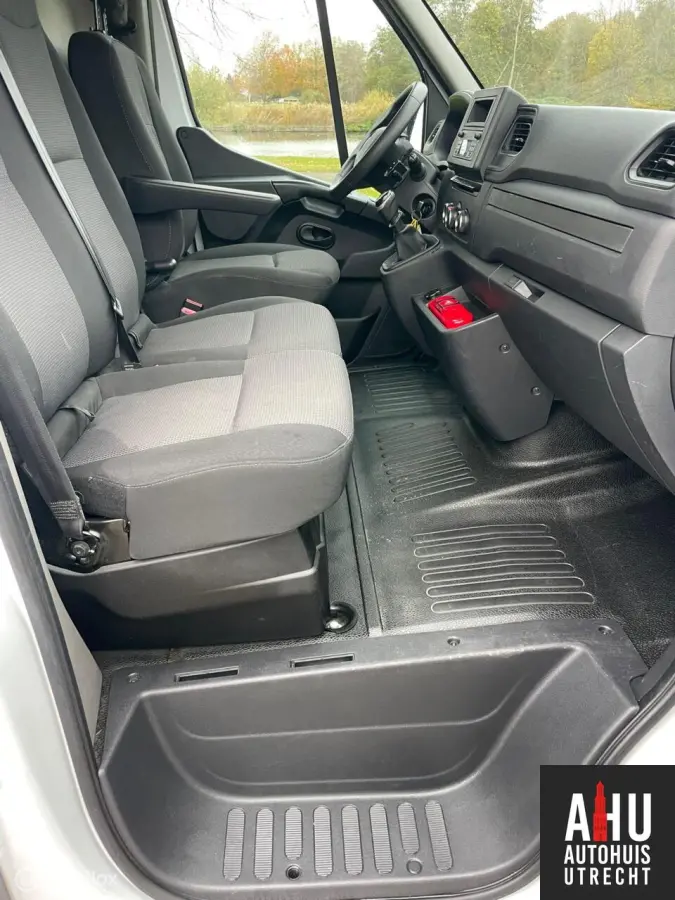 bestel T33 2.3 dCi 135 L2H2