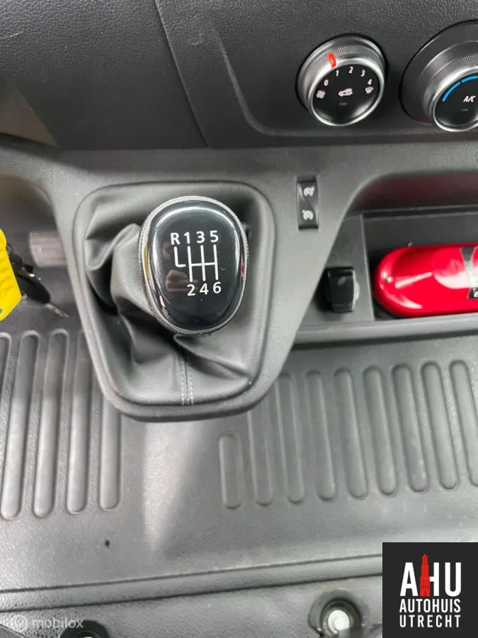 bestel T33 2.3 dCi 135 L2H2