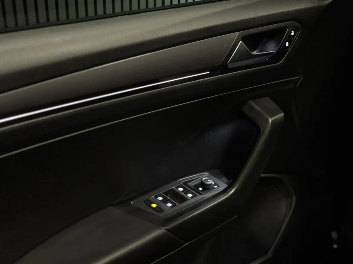 2.0 TSI 4Motion 3X R-LINE | PANO | VIRTUAL | CAMERA