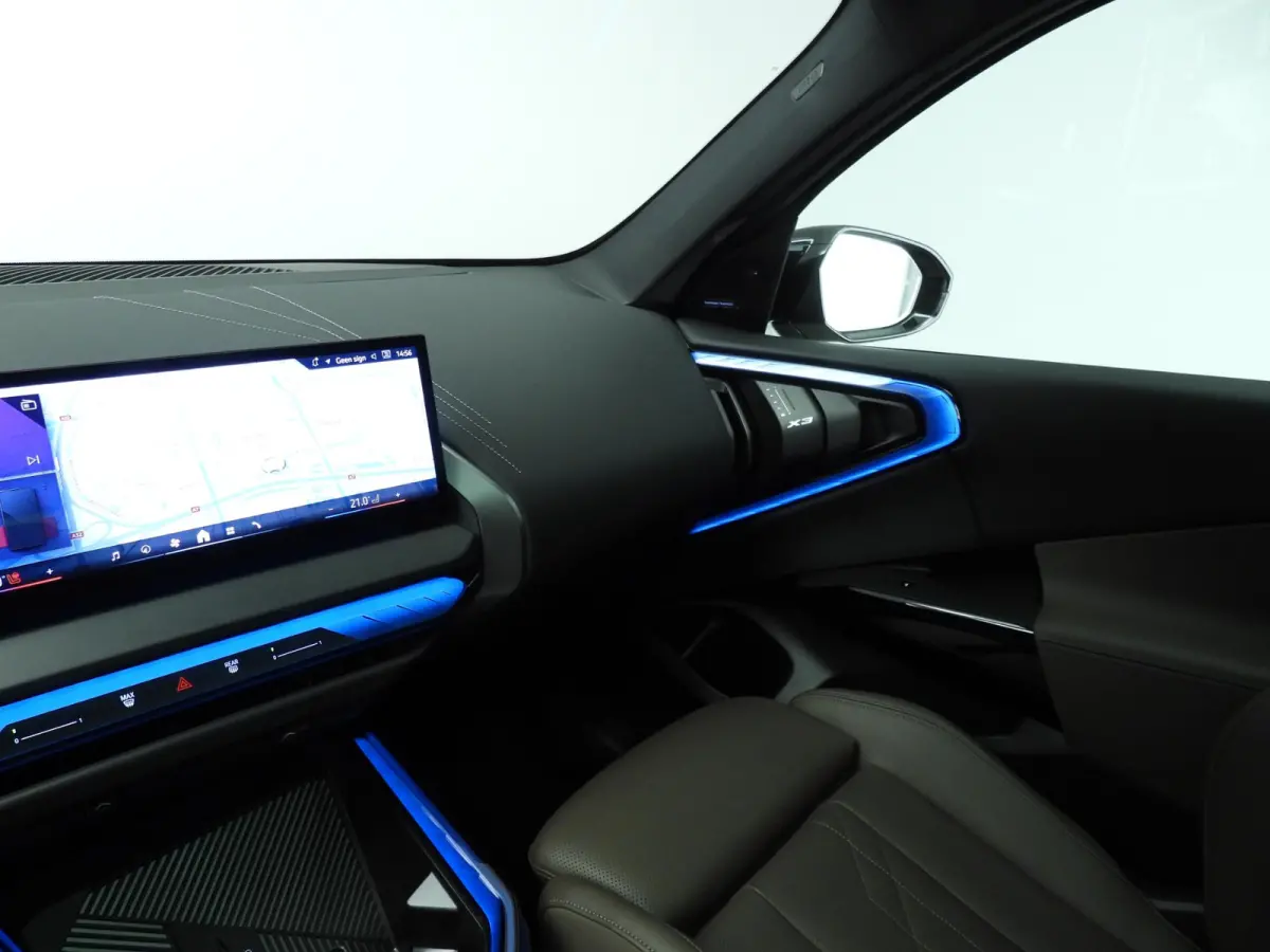 M50 | M-Sportpakket | LED | Leder | HUD | Panoramadak | Elektr. zetels | Active cruise | DAB | Harman-kardon sound | Alu 21 inch
