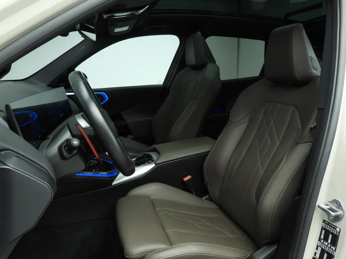 M50 | M-Sportpakket | LED | Leder | HUD | Panoramadak | Elektr. zetels | Active cruise | DAB | Harman-kardon sound | Alu 21 inch