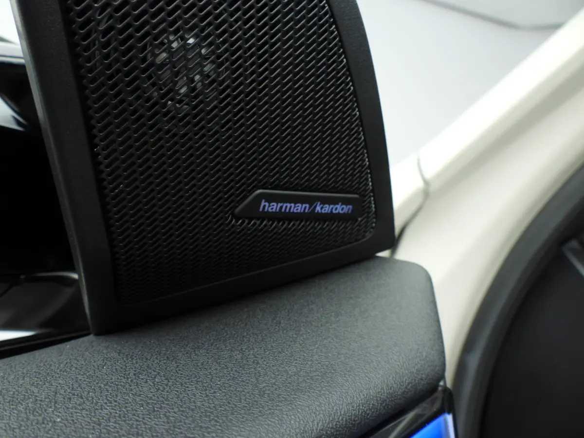 M50 | M-Sportpakket | LED | Leder | HUD | Panoramadak | Elektr. zetels | Active cruise | DAB | Harman-kardon sound | Alu 21 inch