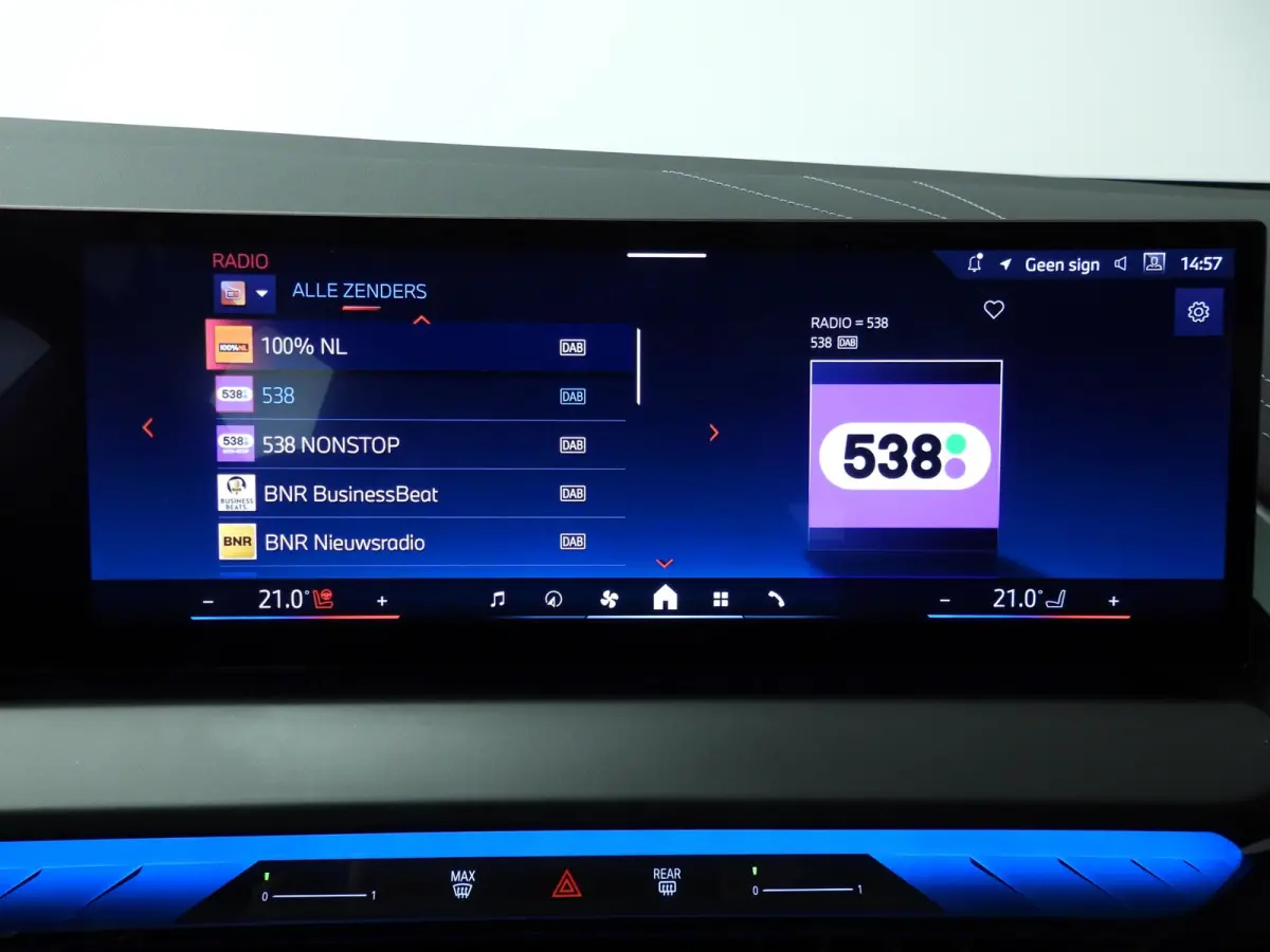 M50 | M-Sportpakket | LED | Leder | HUD | Panoramadak | Elektr. zetels | Active cruise | DAB | Harman-kardon sound | Alu 21 inch
