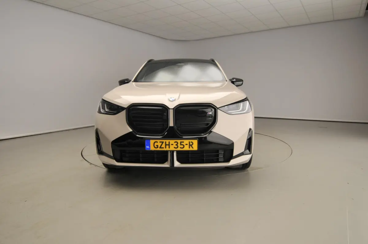 M50 | M-Sportpakket | LED | Leder | HUD | Panoramadak | Elektr. zetels | Active cruise | DAB | Harman-kardon sound | Alu 21 inch