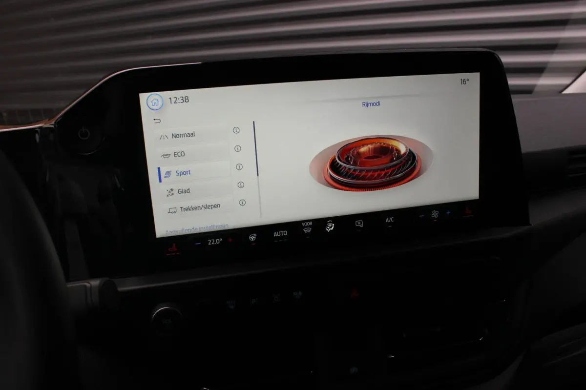 340 L2H1 Limited 71 kWh 218PK / JB- EDITON / CAMERA / 370KM RANGE / APPLE CARPLAY /DRIVERS- PACK /FULL OPTION