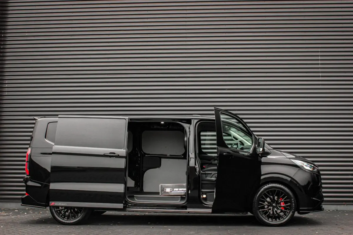 340 L2H1 Limited 71 kWh 218PK / JB- EDITON / CAMERA / 370KM RANGE / APPLE CARPLAY /DRIVERS- PACK /FULL OPTION