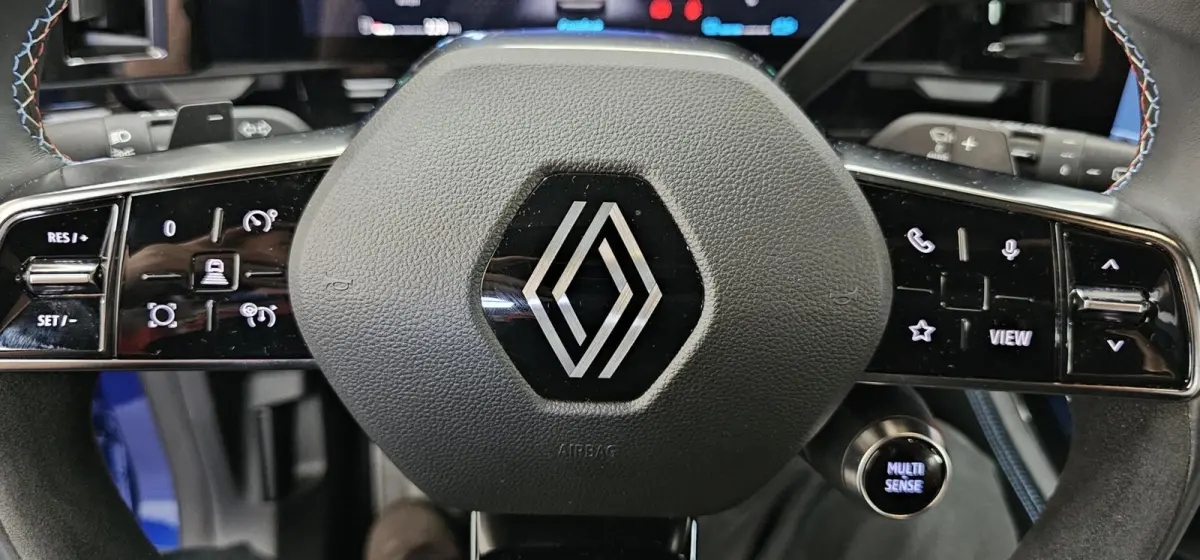 E-Tech Hybrid 200 Techno Esprit Alpine