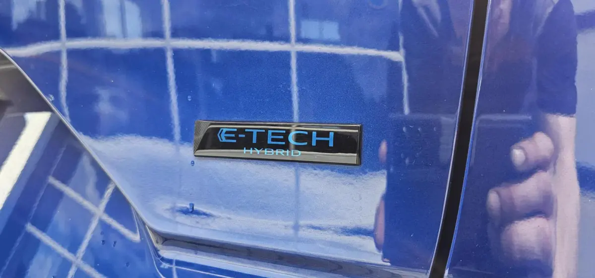 E-Tech Hybrid 200 Techno Esprit Alpine