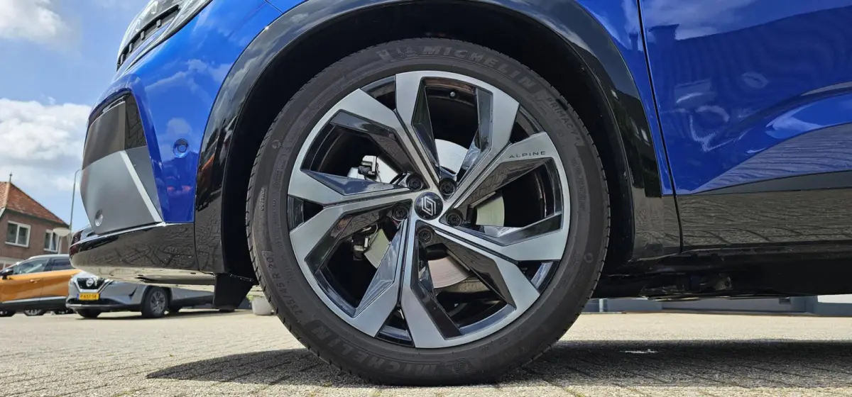 E-Tech Hybrid 200 Techno Esprit Alpine